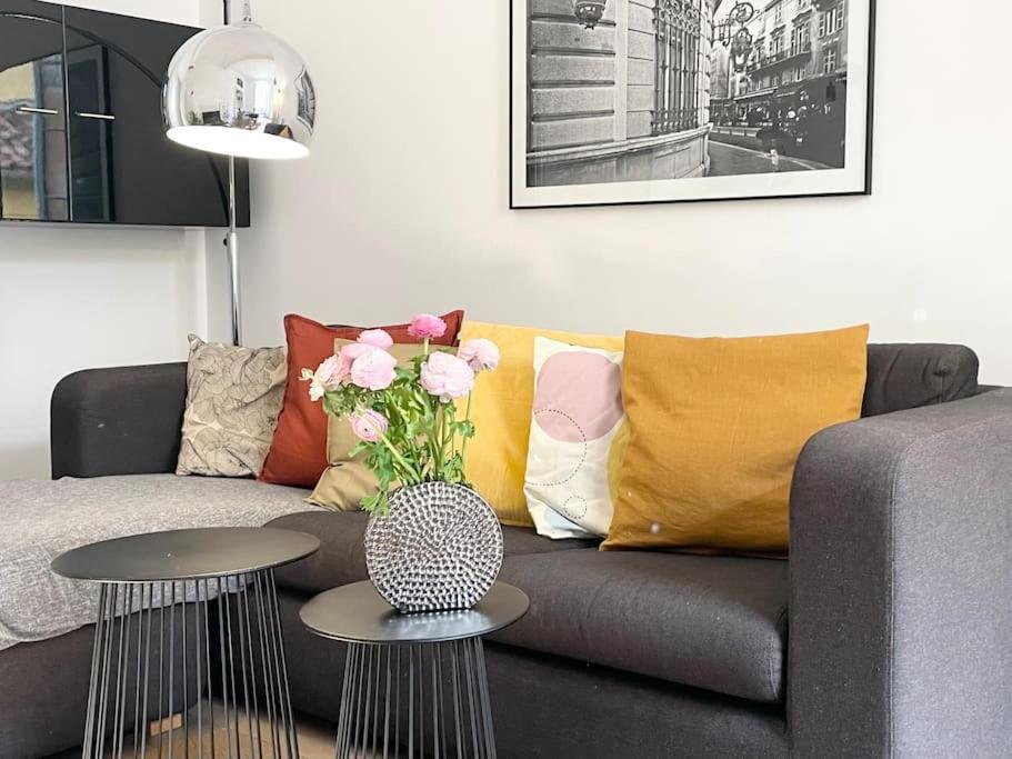 Homelivia, Vieux Nice, Appartement De Charme, Clim Balcon Buitenkant foto